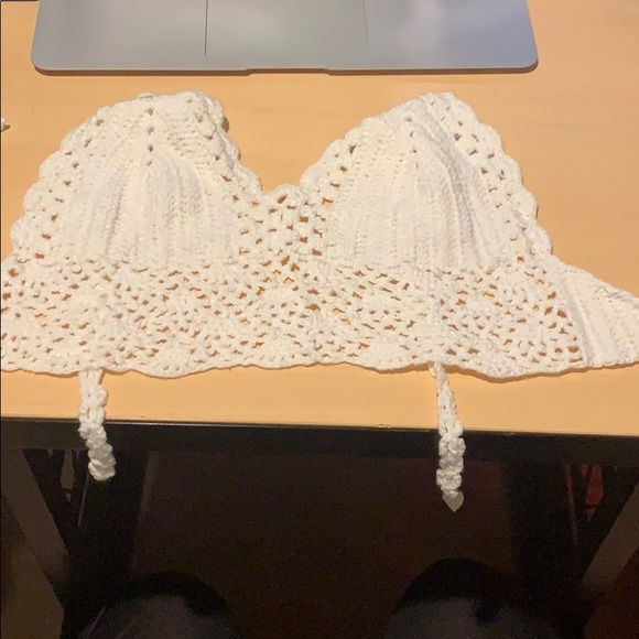 White crochet bralette - Picture 1 of 1